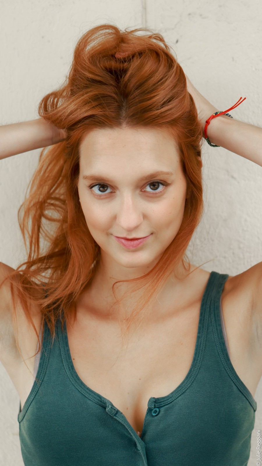 julie-reggiani 5f51762a590e